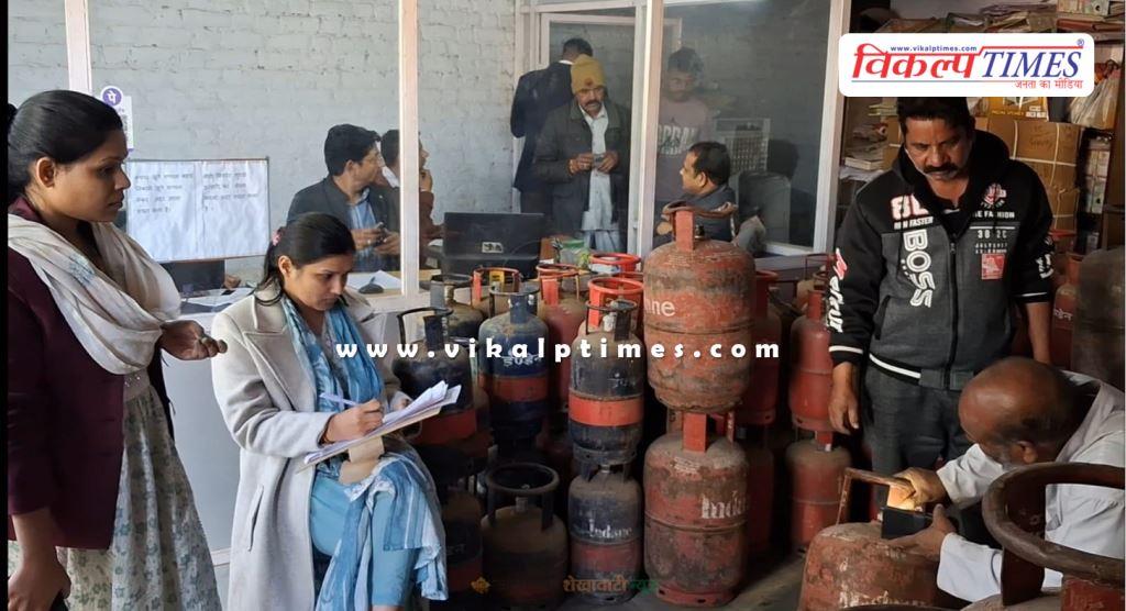 Gas Cylinders storage near a petrol pump churu news 29 Jan 26
