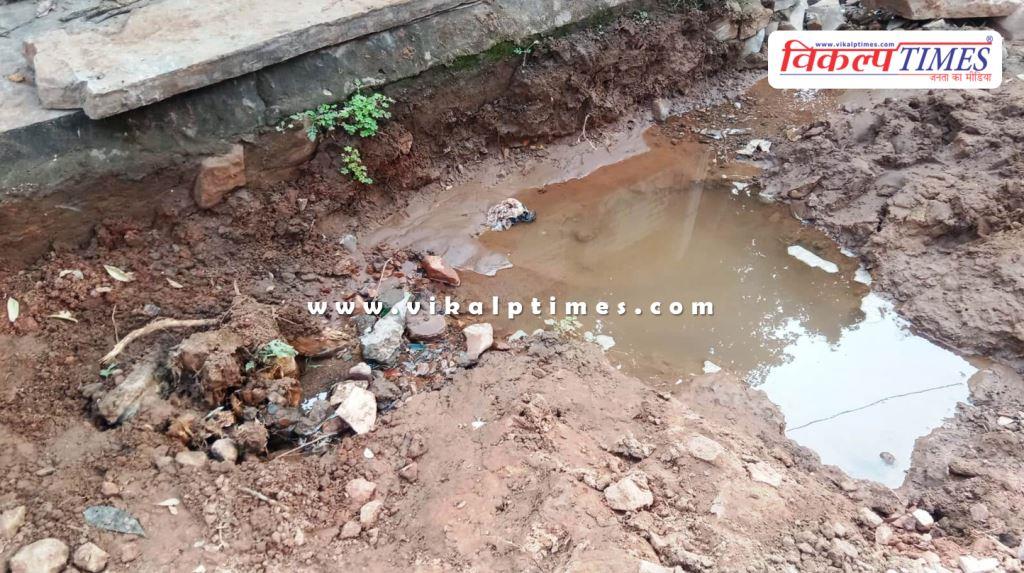 Precious water flowing from a broken pipeline in the Housing Board Colony sawai madhopur