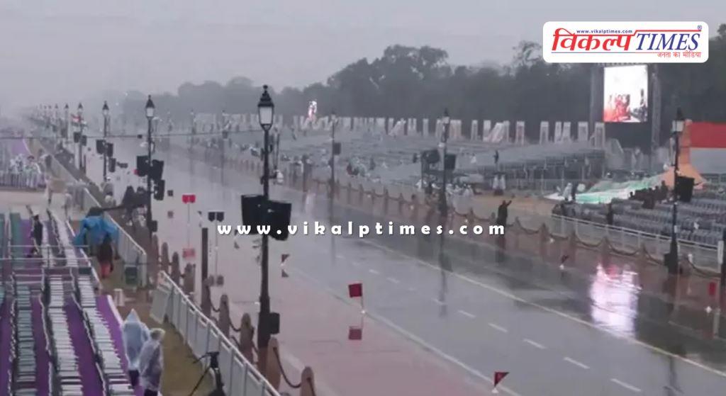 Rain and strong winds in Delhi-NCR