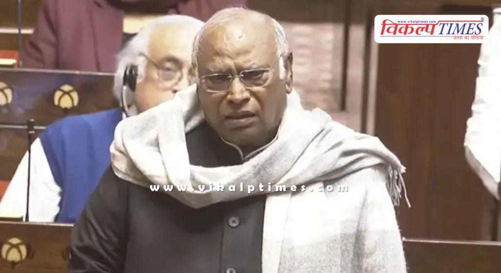 The Leader of the Opposition is not allowed to speak in the Lok Sabha Mallikarjun Kharge