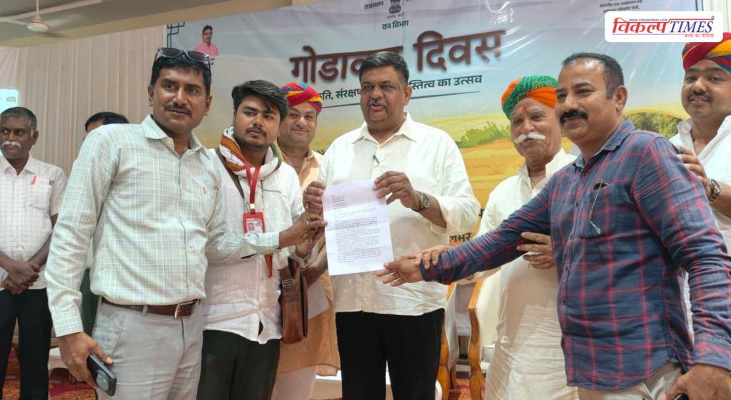Memorandum submitted to Minister Sanjay Sharma regarding Jaisalmer journalist incident