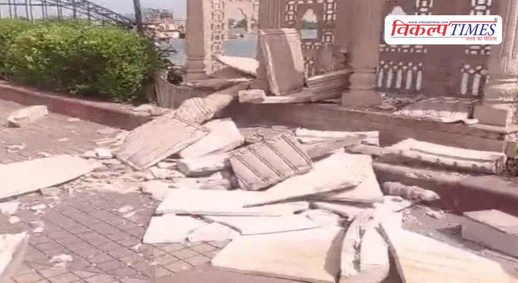 Storm and rain wreak havoc in Kota umbrella collapses at Seven Wonders