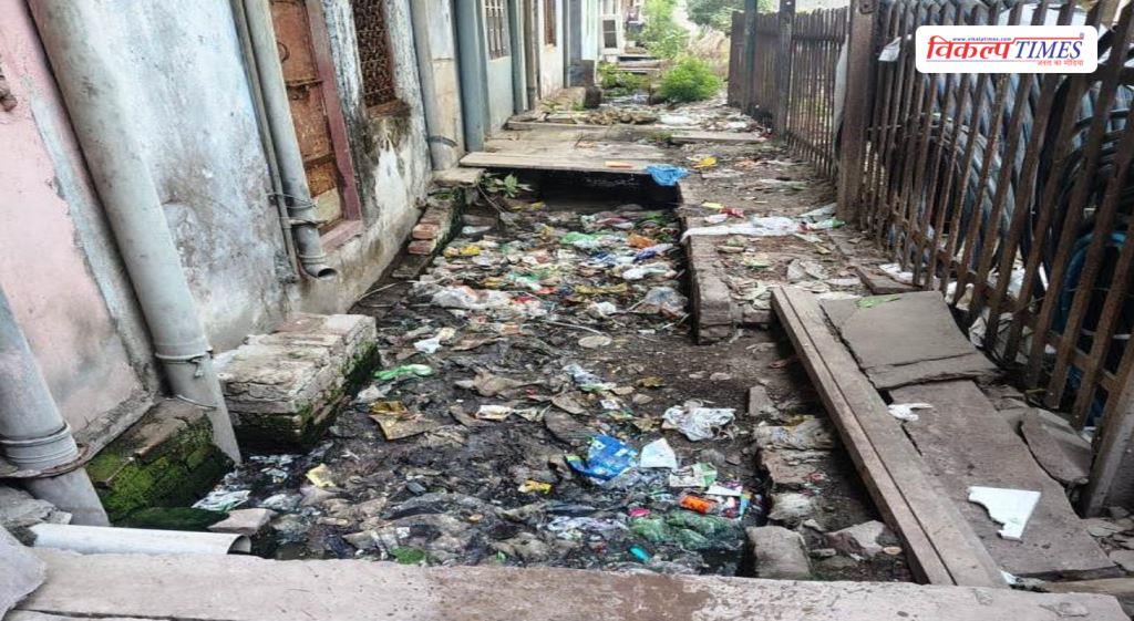 Crores spent… yet drains remain choked with garbage in sawai madhopur Vikalp Times